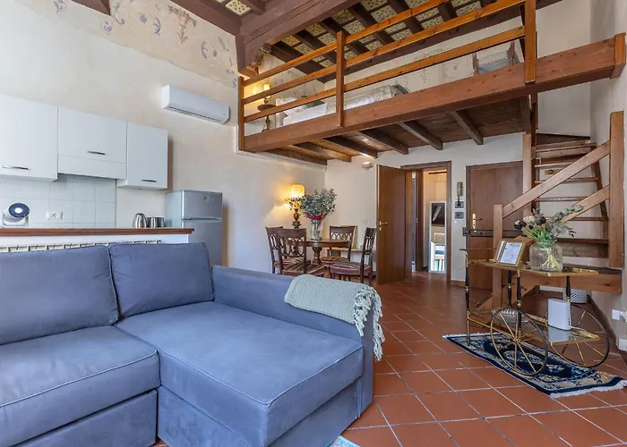 Guesthost - Renaissance Феррара